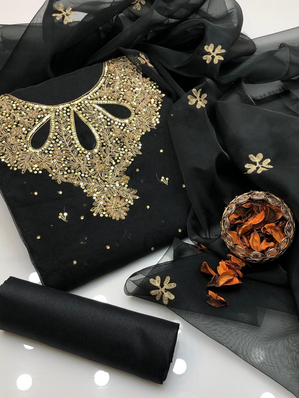 3 Pcs Women unstitched Embroidered suit.