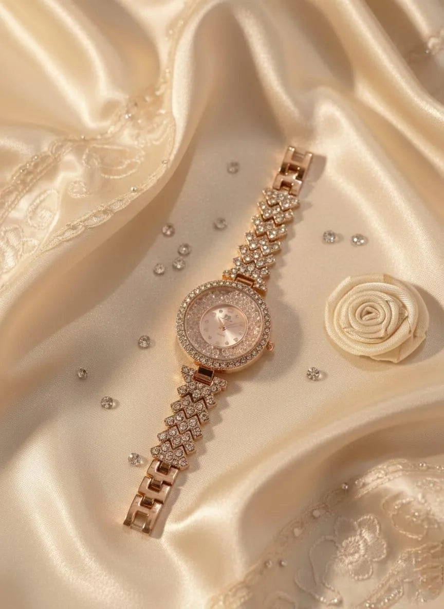 Chic Women's Quartz Watch With Water Resistance