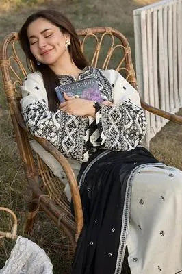 3 Pcs Women's Unstitched Embroidered Suit