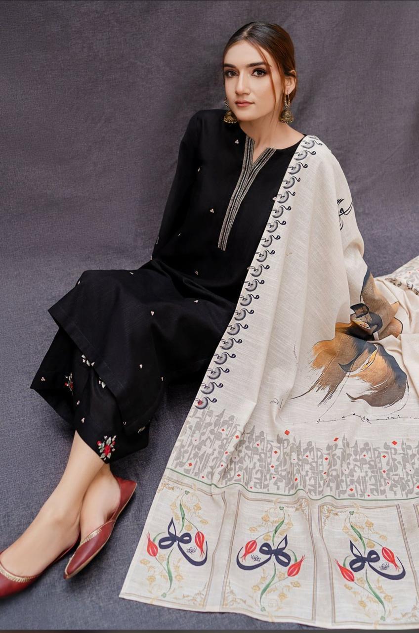 3 Pcs Women unstitched Embroidered suit