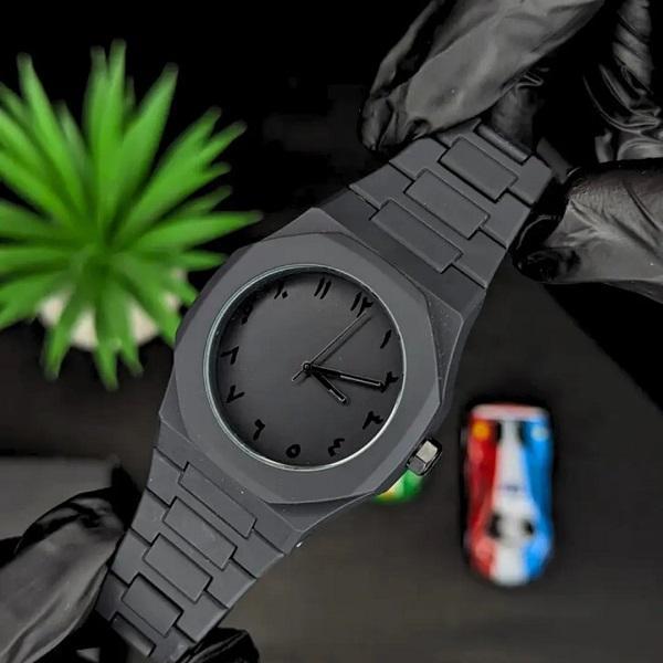 Black Arabic Aura Watch